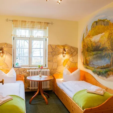 Ungerberg Нойштадт-ин-Захзен