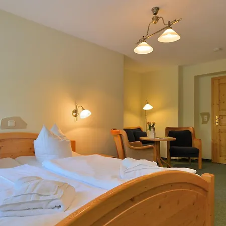 Отель Ungerberg 3*