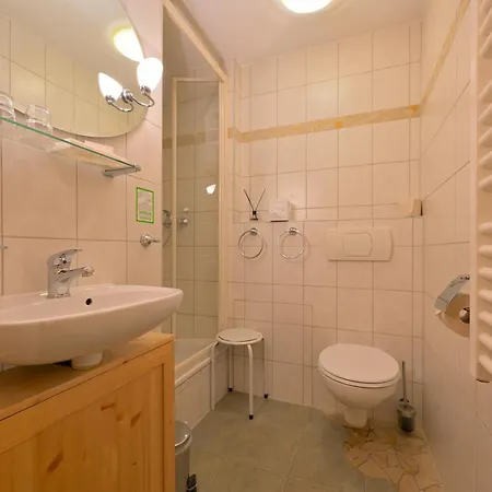 Ungerberg Отель Нойштадт-ин-Захзен